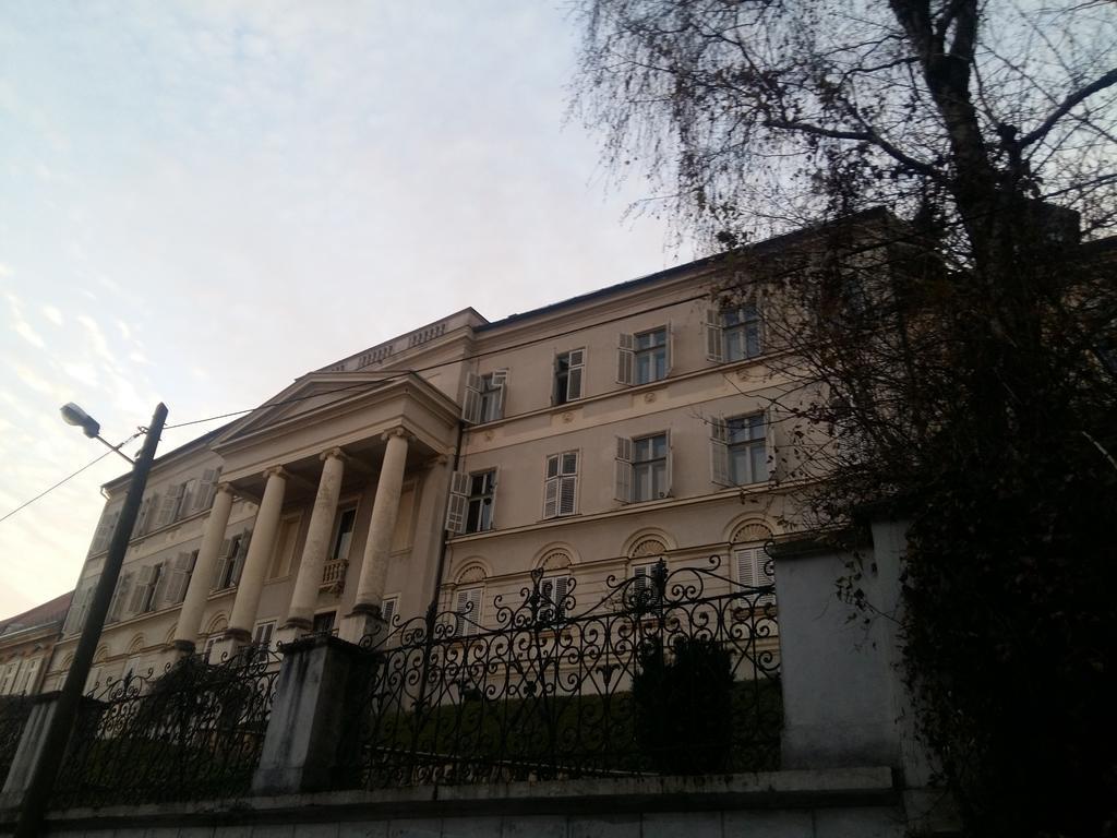 Charming Apartment Beautiful View Zagreb Bagian luar foto